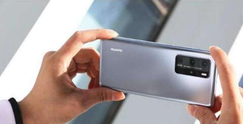 今年華為,蘋果和三星將再爭奪”機(jī)皇”稱號,你認(rèn)為誰會贏